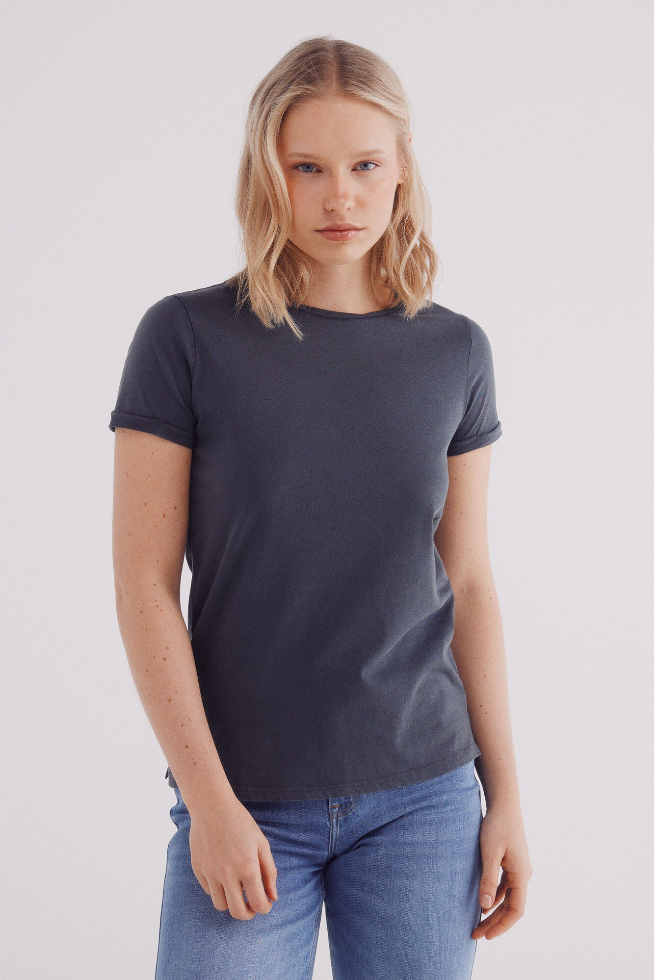Basic T-Shirt