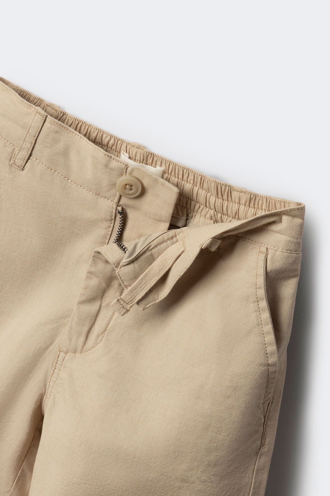 Boys' checkered structured Bermuda shorts