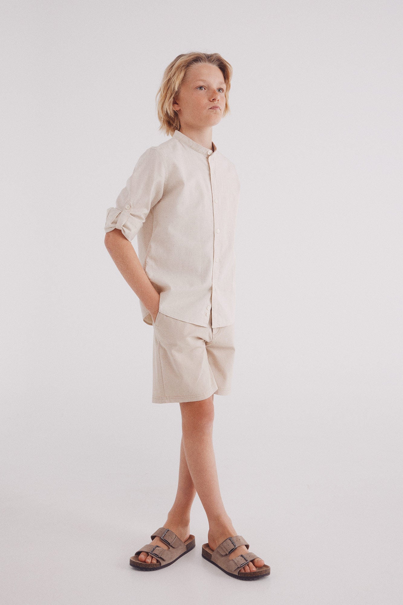 Boys' checkered structured Bermuda shorts