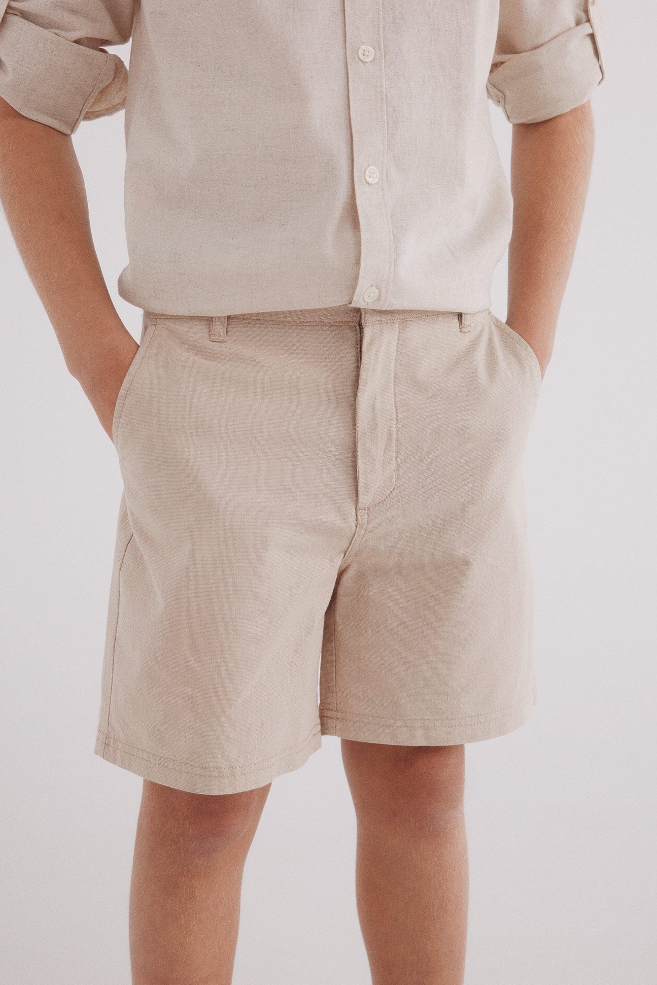 Boys' checkered structured Bermuda shorts