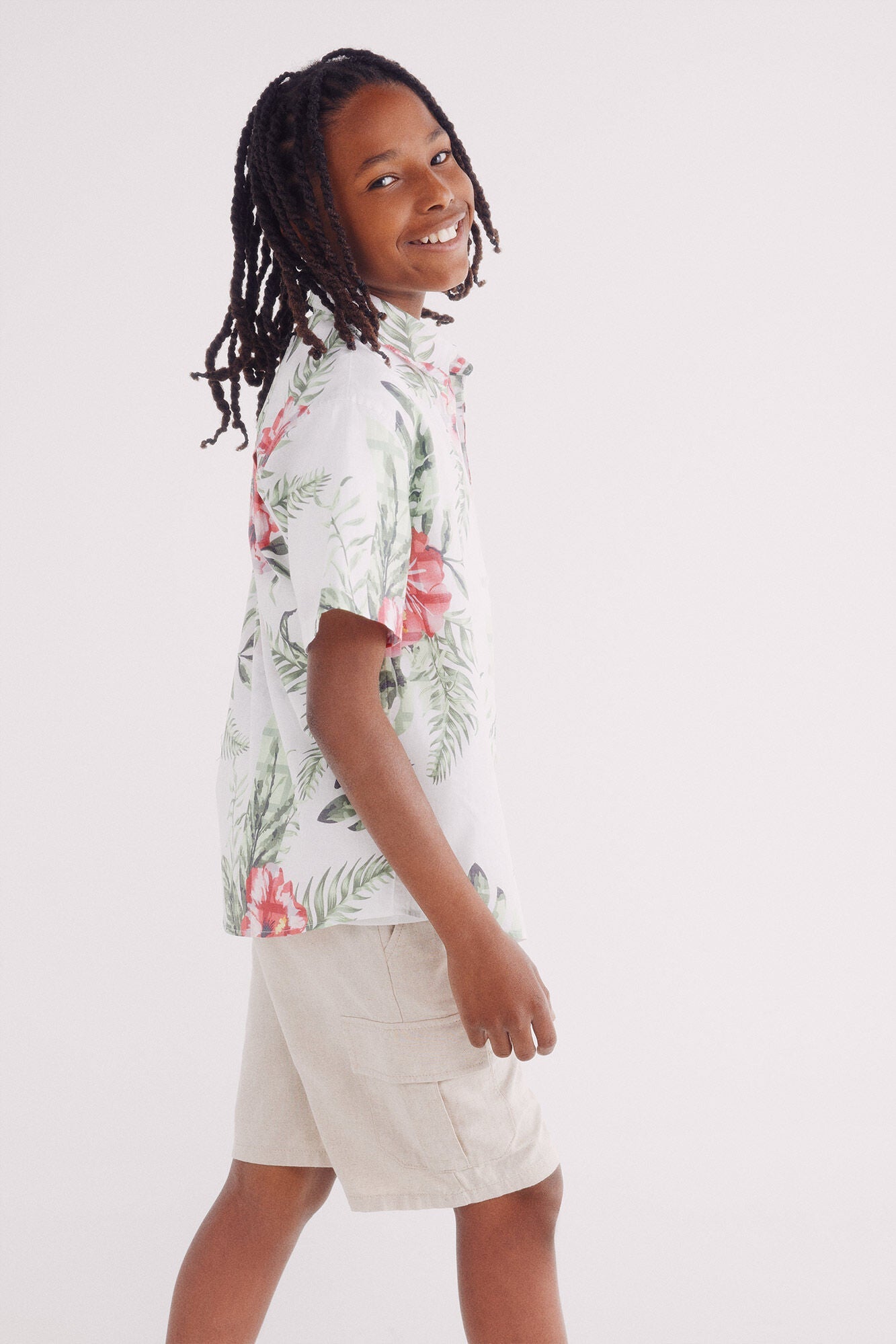 Linen cargo shorts for boys