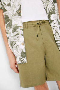 Linen tie waist Bermuda shorts