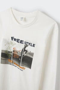 Boys' long-sleeved T-shirt with a skate print