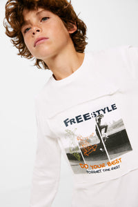 Boys' long-sleeved T-shirt with a skate print