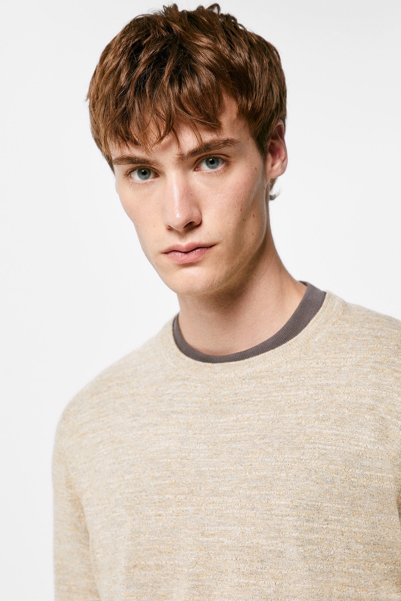 Plain fancy yarn jumper