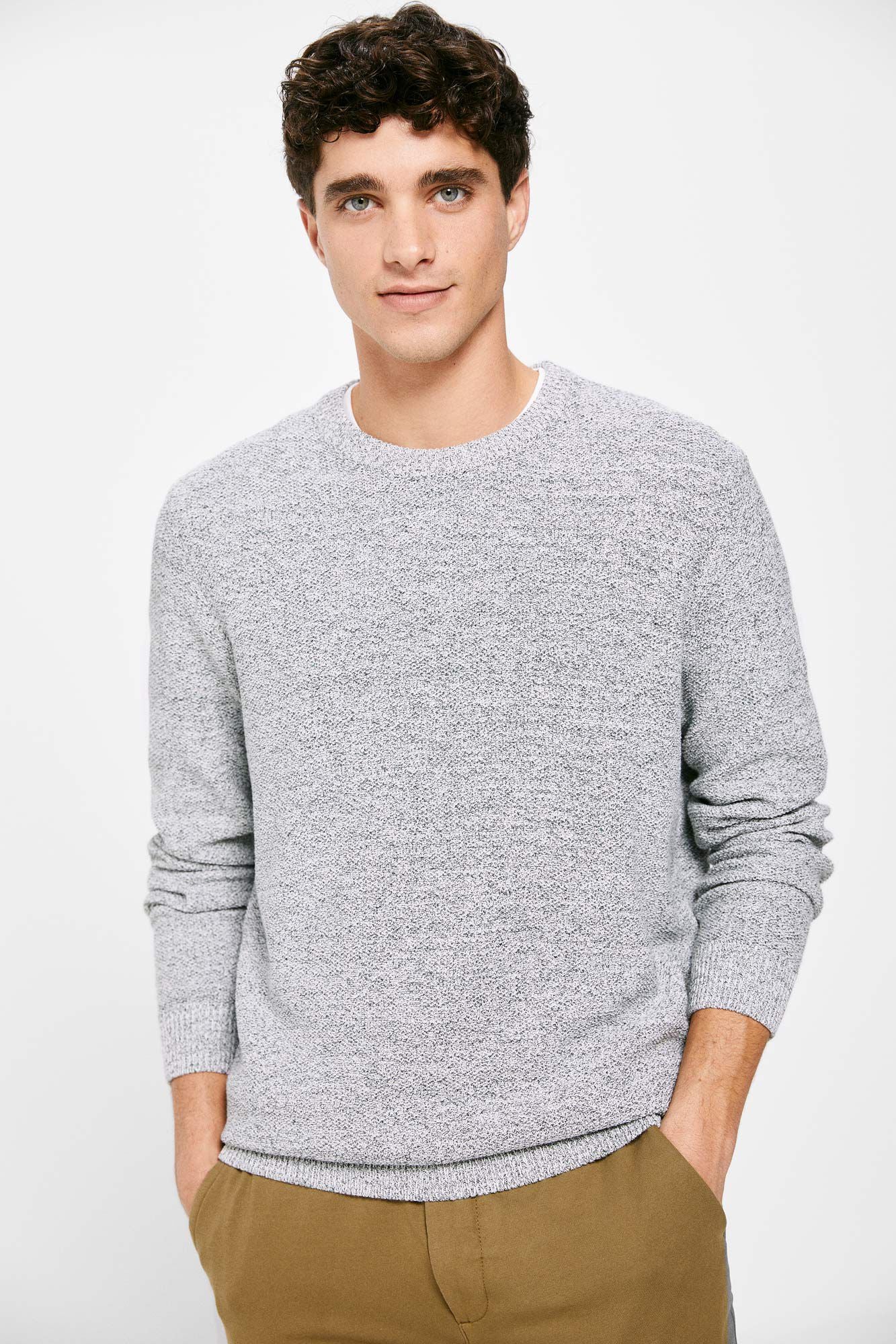 Textured twisted jumper