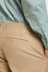 Chinos