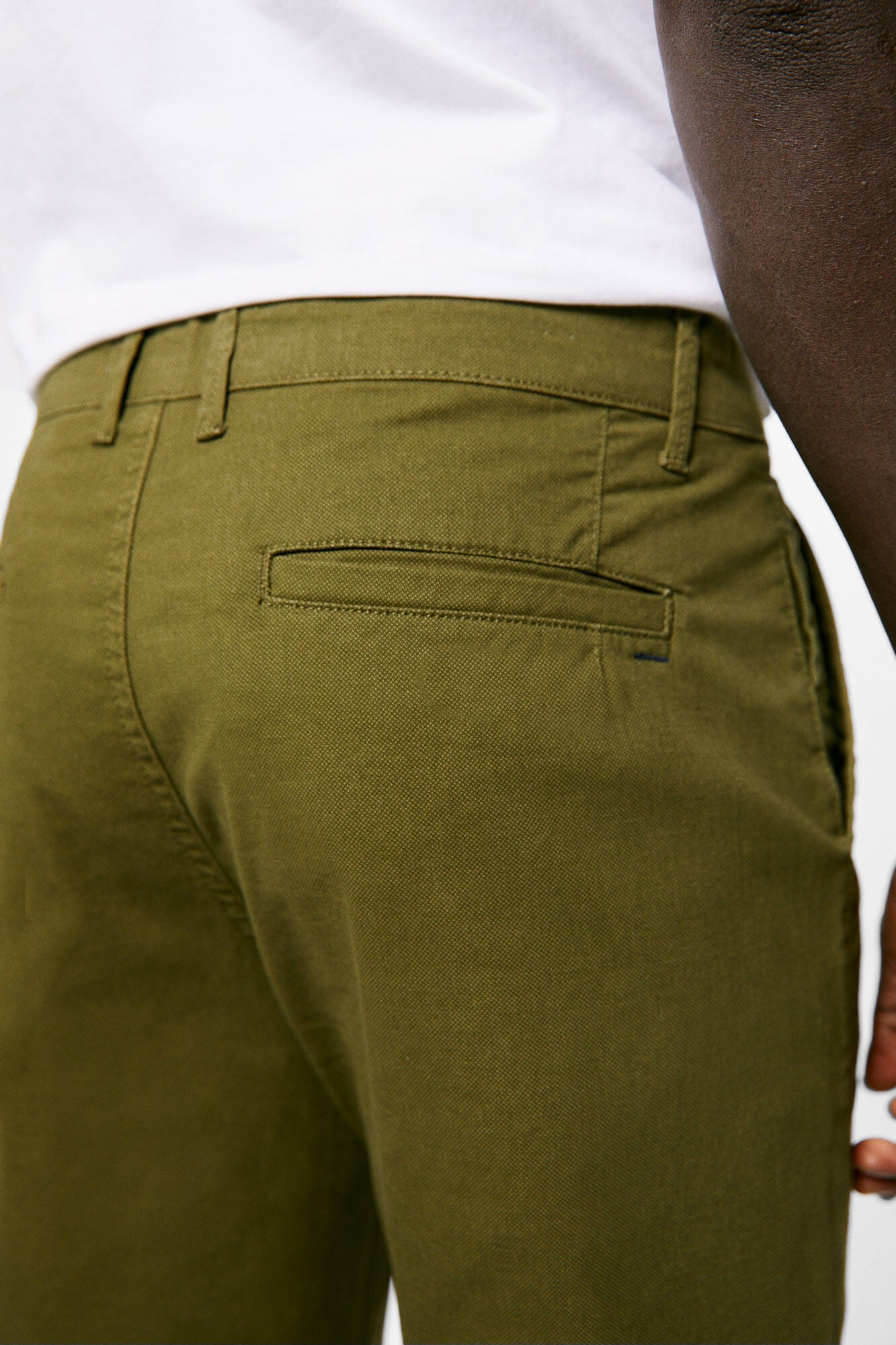 Slim chinos