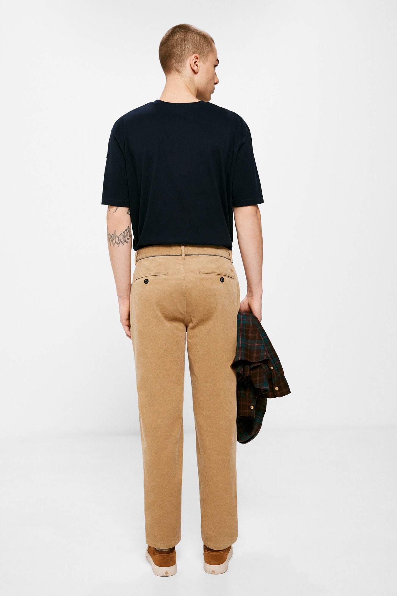 Micro-corduroy chinos