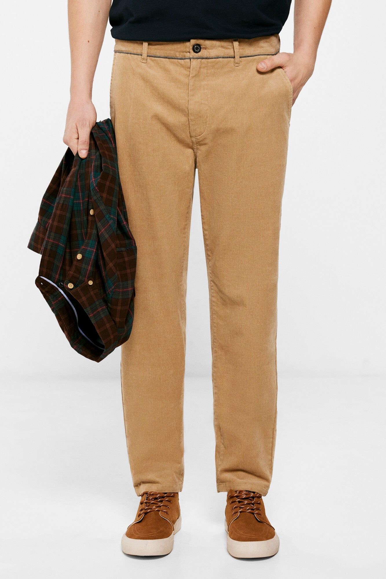 Micro-corduroy chinos