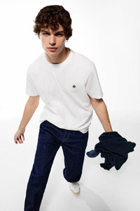 Desized wash slim fit jeans