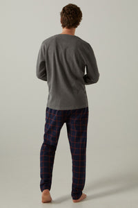 Pajamas with a corduroy collar and checked trousers