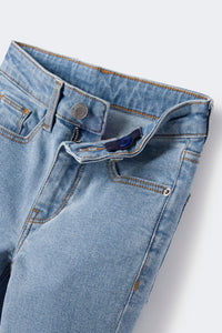Girl's skinny jeans