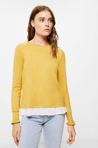 Two-material T-shirt with ruffle cuffs