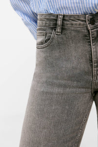 Sustainable wash kick flare jeans