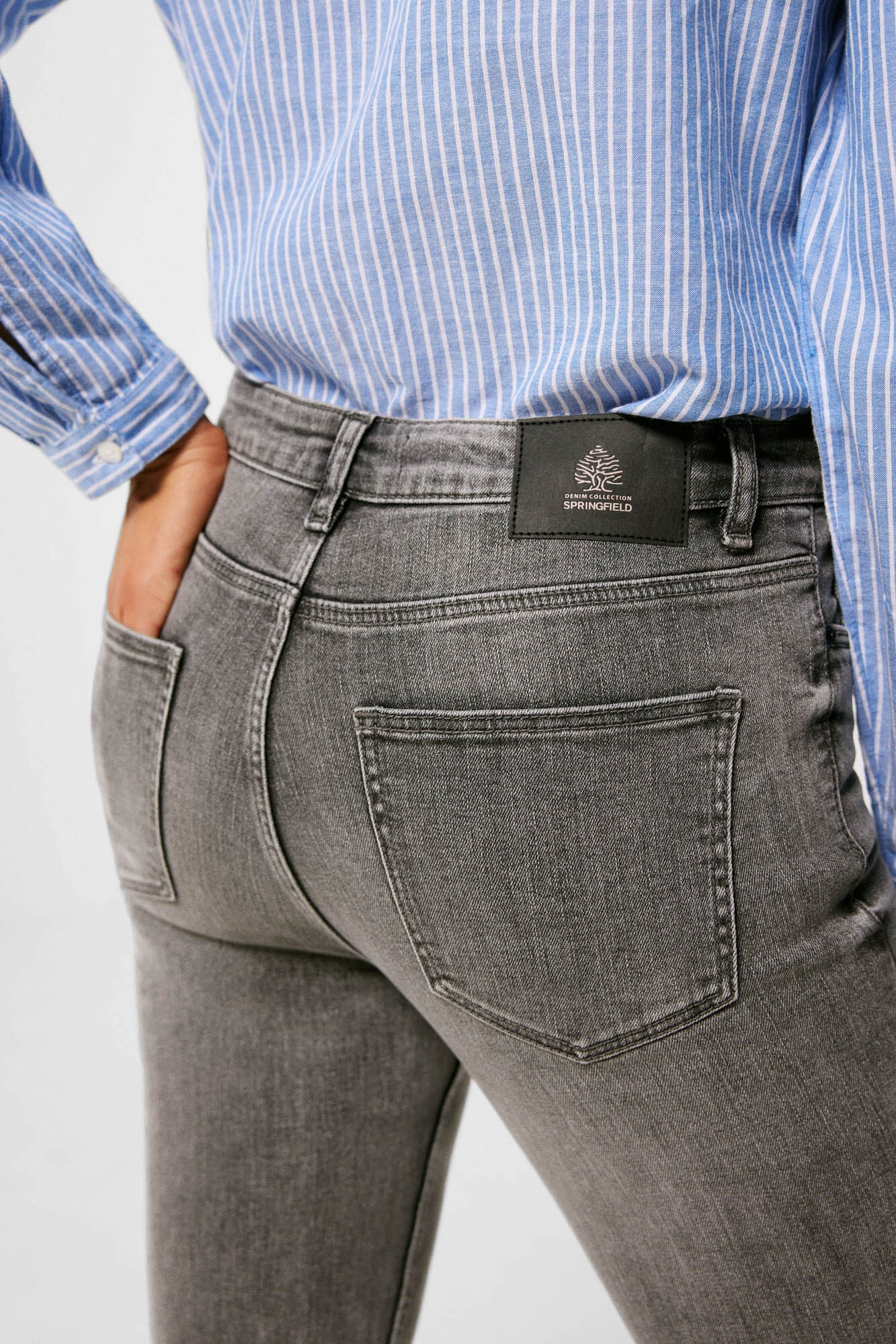 Sustainable wash kick flare jeans