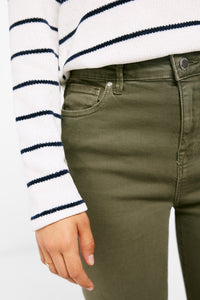 Sustainable wash kick flare jeans