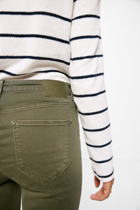 Sustainable wash kick flare jeans