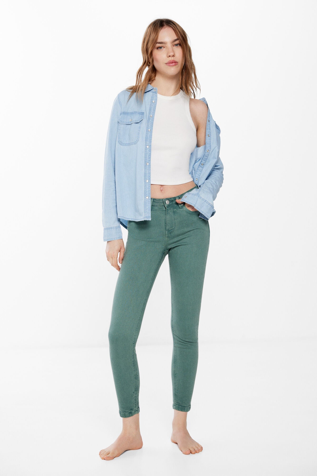 Slim cropped colour jeans