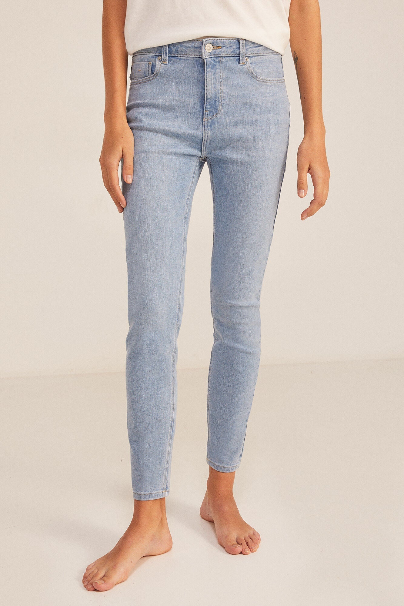 Sustainable Wash Slim Cropped Jeans