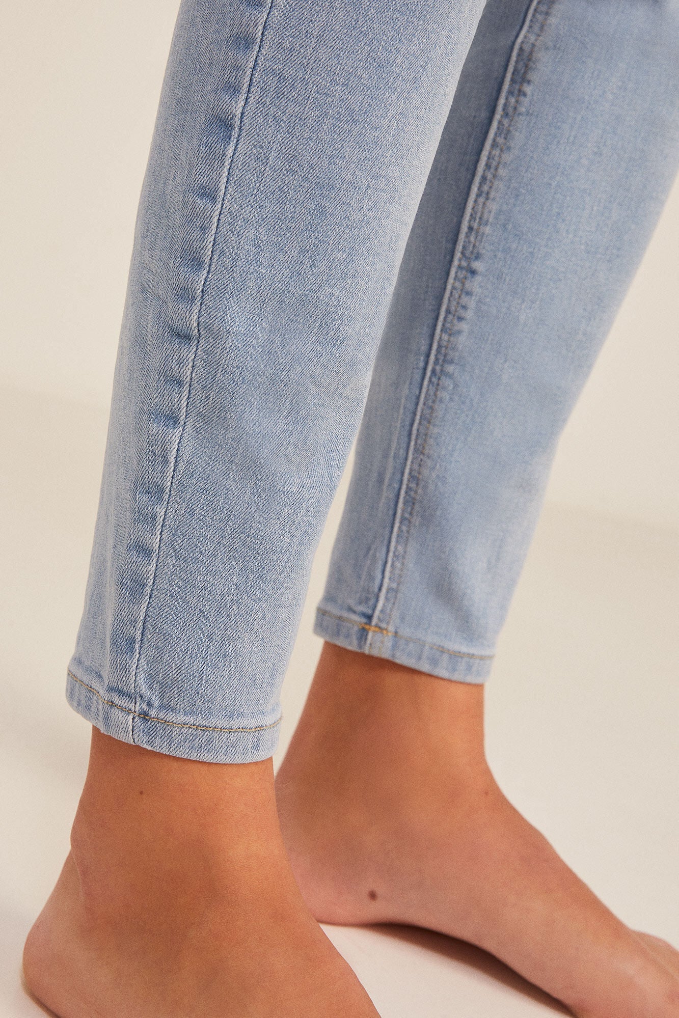 Sustainable Wash Slim Cropped Jeans
