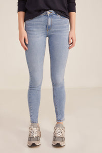 Sustainable wash slim jeans