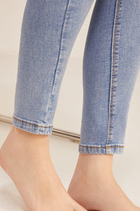 Sustainable wash slim jeans