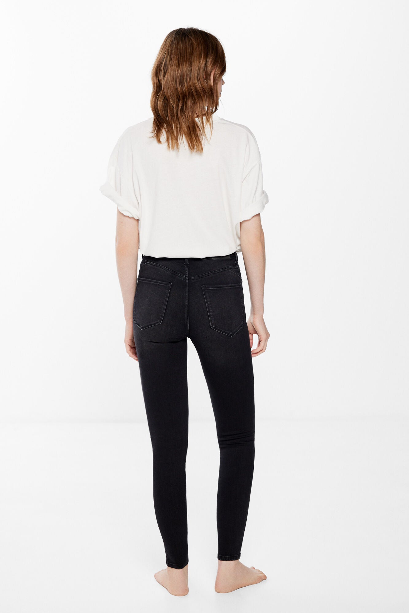 Push-up jeans